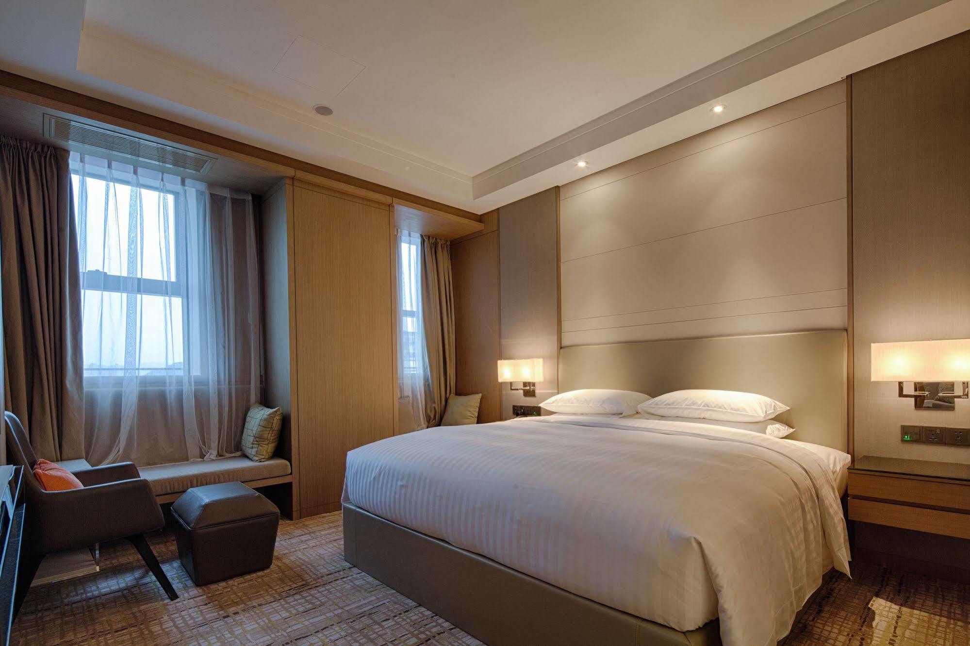 Courtyard By Marriott Xinchang Zewnętrze zdjęcie